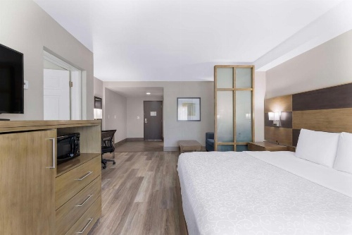 Best Western Plus Downtown North image 5